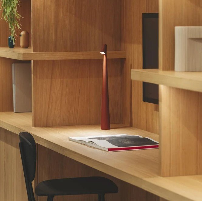 Optimized Product Title: "Kabellose LED-Tischlampe mit dimmbarem Licht – Moderne, tragbare Beleuchtung für Zuhause und Büro" 

This title includes relevant keywords and provides additional details to attract potential buyers.