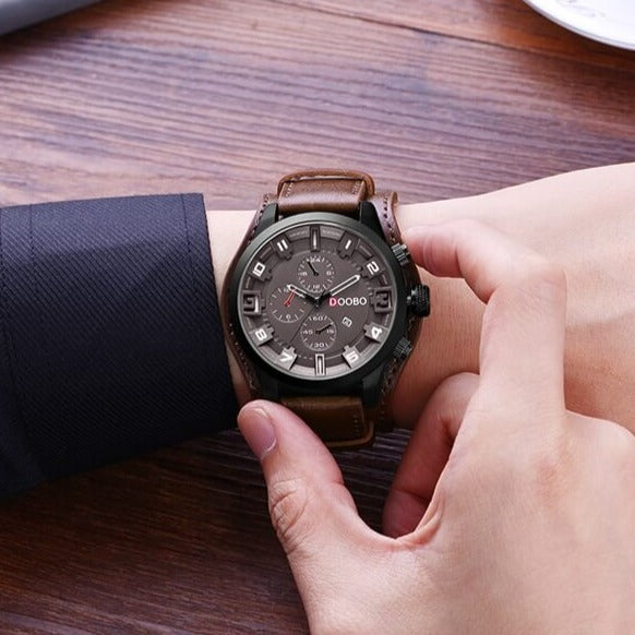 Luxe Navigator Smart Watch - Premium GPS Timepiece with Fitness Tracking & Stylish Design