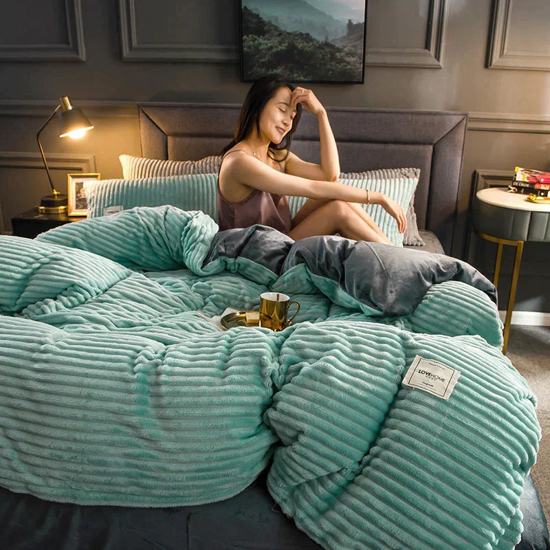 DreamWeave Luxurious Duvet Cover Set - Ultra-Soft, Comfortable Bedding for a Cozy Sleep Experience