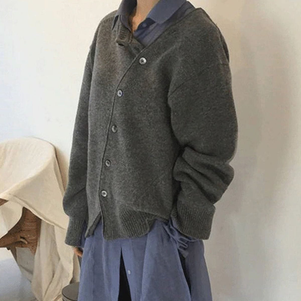 Luxury Cashmere Vest with Button Details - Aurora