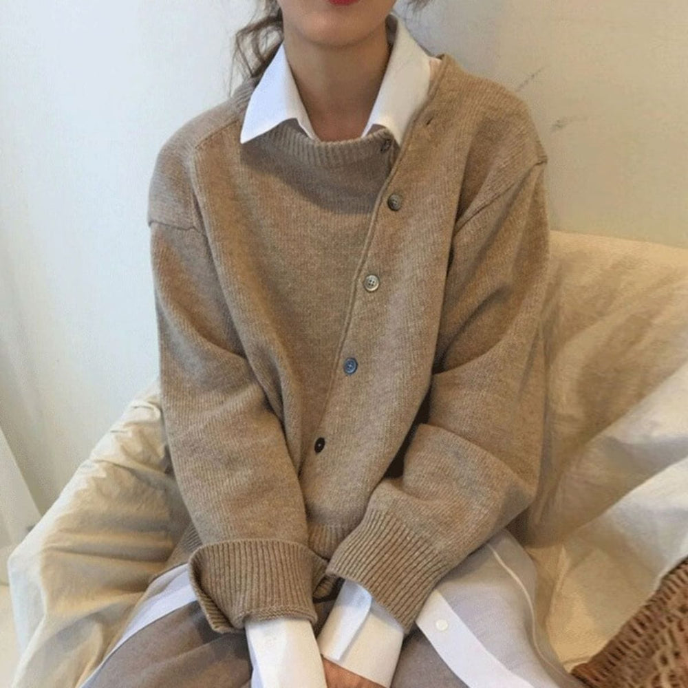 Luxury Cashmere Vest with Button Details - Aurora