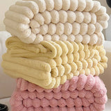Luxury CozyWrap Comfort Blanket - Ultra Soft, Warm & Stylish Throw for Ultimate Relaxation
