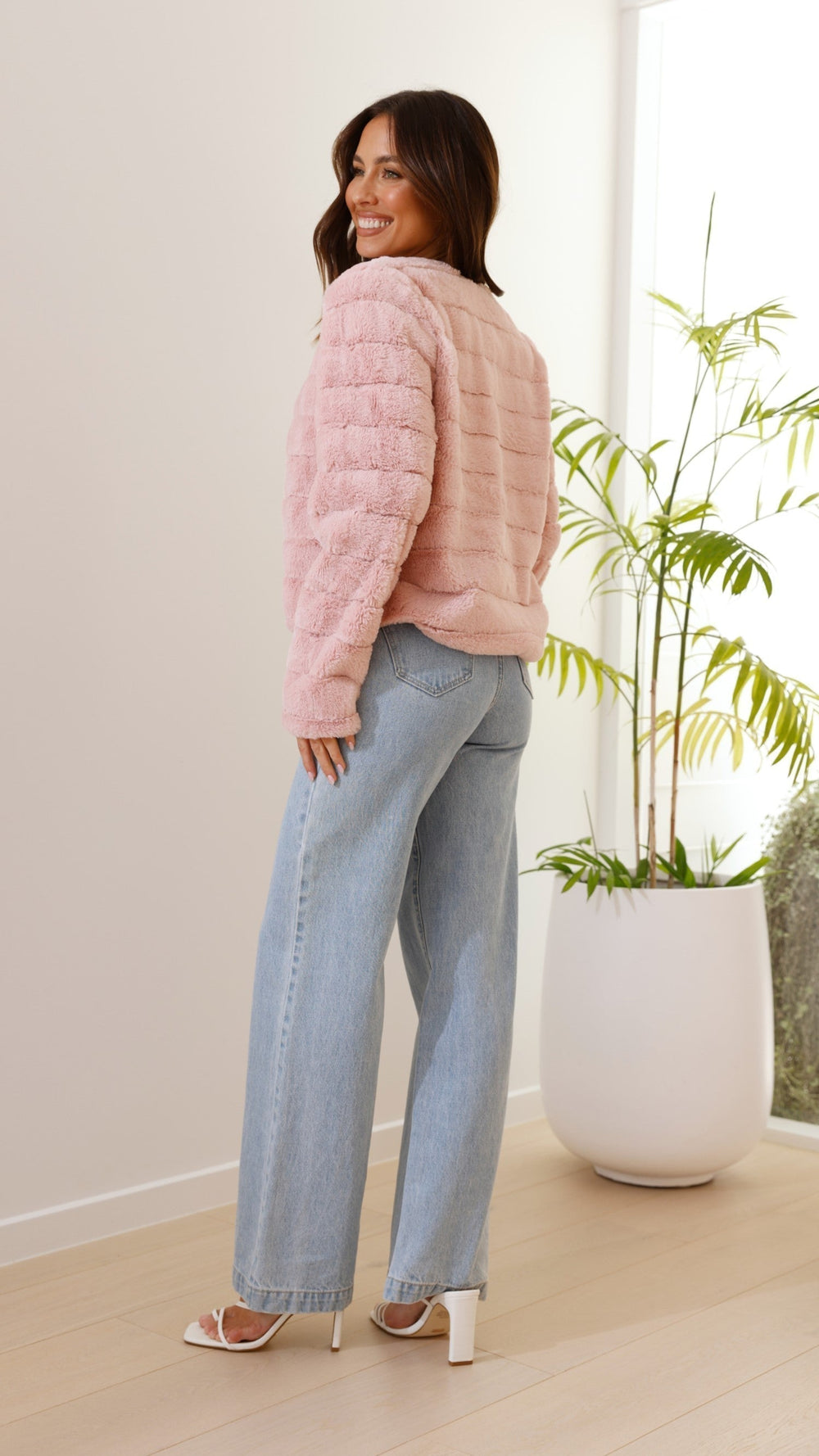 Luxury Ladies Crop Jacket - Veloura