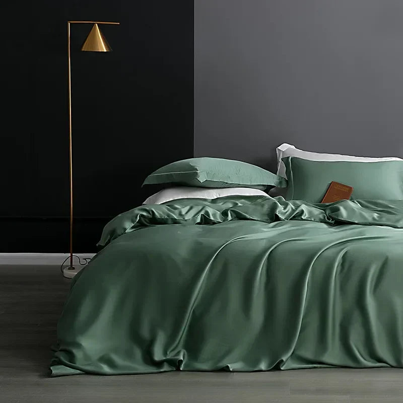 Luxury Natural Silk Duvet Cover - SilkEssence | Hypoallergenic, Soft & Breathable Bedding for Ultimate Comfort