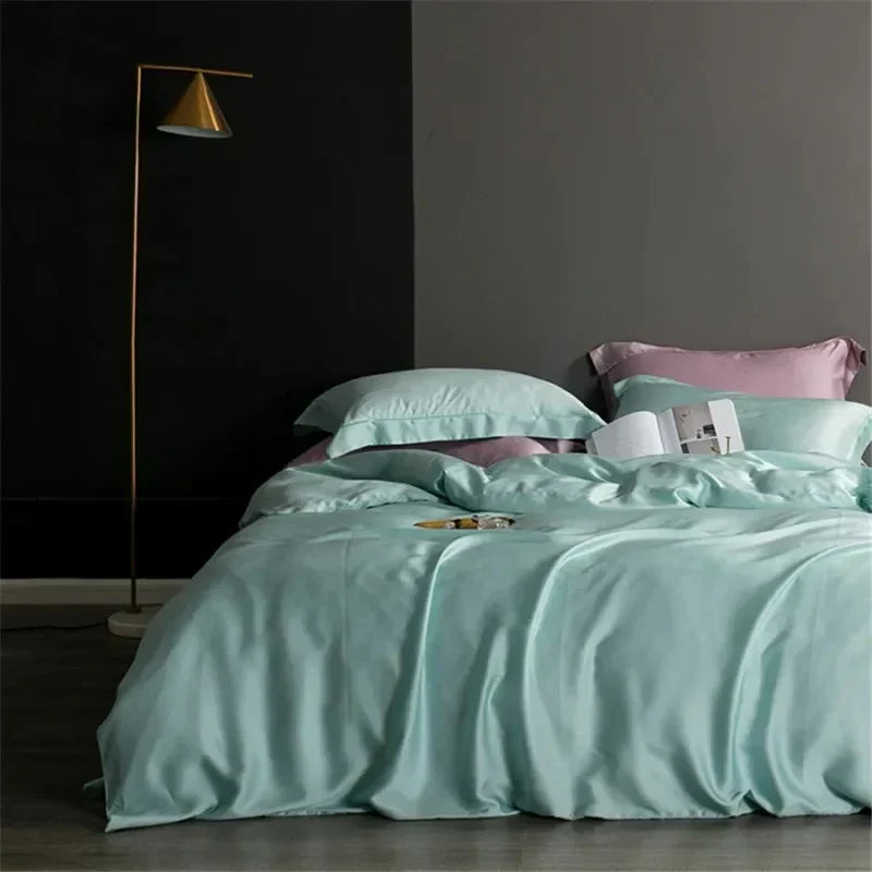 Luxury Natural Silk Duvet Cover - SilkEssence | Hypoallergenic, Soft & Breathable Bedding for Ultimate Comfort