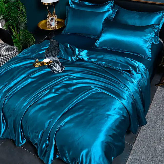 SilkSerenity Luxury Plain Satin Duvet Cover - Premium Softness & Elegant Design for a Cozy Bedroom