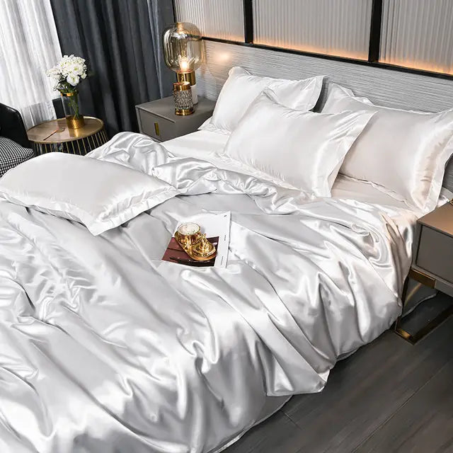 SilkSerenity Luxury Plain Satin Duvet Cover - Premium Softness & Elegant Design for a Cozy Bedroom