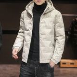 Optimized Product Title: "Elegante Herren Pufferjacke – Stylische Winterjacke für Herren, Warm & Bequem, Ideal für Outdoor-Aktivitäten" 

This title includes relevant keywords and phrases that can help improve visibility in Google Shopping searches while