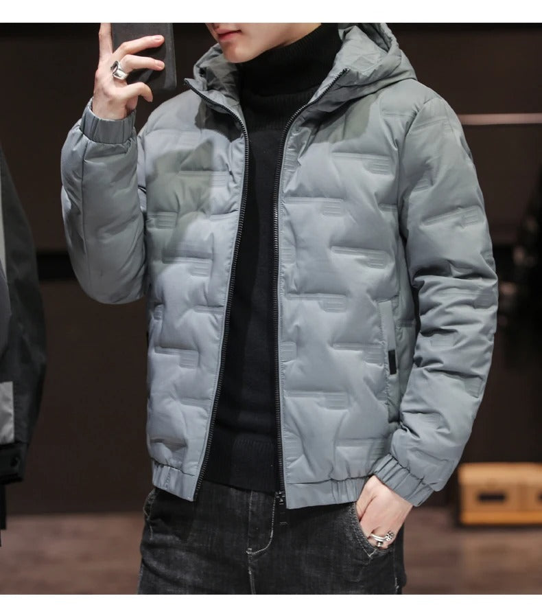 Optimized Product Title: "Elegante Herren Pufferjacke – Stylische Winterjacke für Herren, Warm & Bequem, Ideal für Outdoor-Aktivitäten" 

This title includes relevant keywords and phrases that can help improve visibility in Google Shopping searches while