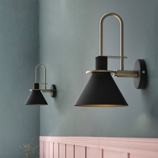 Mono Wall Lamp – Metal Construction, Postmodern Design & Marco Bellini Style