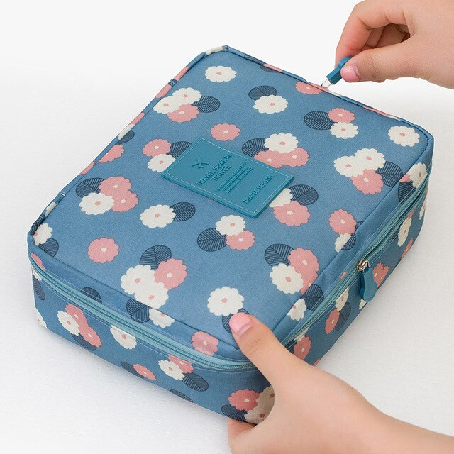 Compact Waterproof Makeup Travel Organizer - Stylish & Durable Cosmetic Case for On-the-Go Beauty Essentials