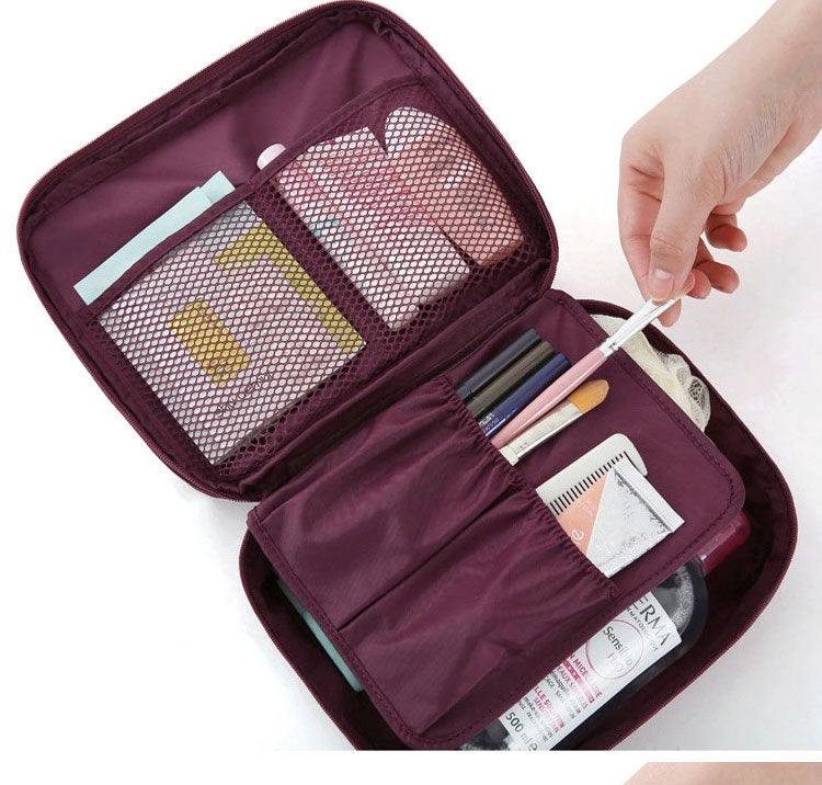 Compact Waterproof Makeup Travel Organizer - Stylish & Durable Cosmetic Case for On-the-Go Beauty Essentials
