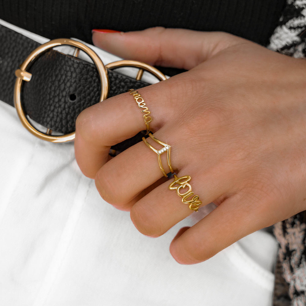 Emma mom ring detail