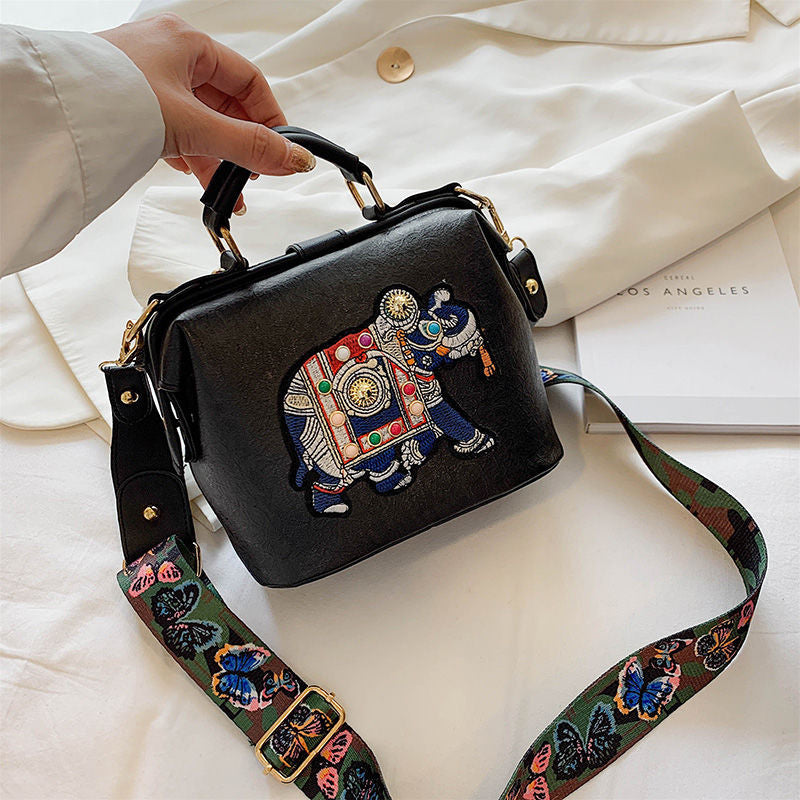 Bohemian Embroidered Mandala Shoulder Bag - Lightweight Multi-Use Tote for Travel & Everyday Style