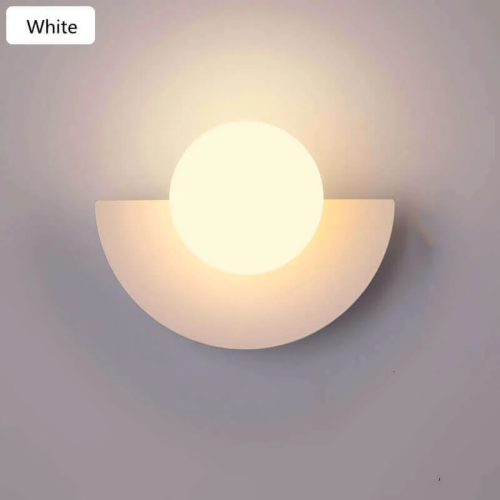 Modern Luna Metal Half Moon Wall Lamp - Stylish LED Lighting for Home Decor