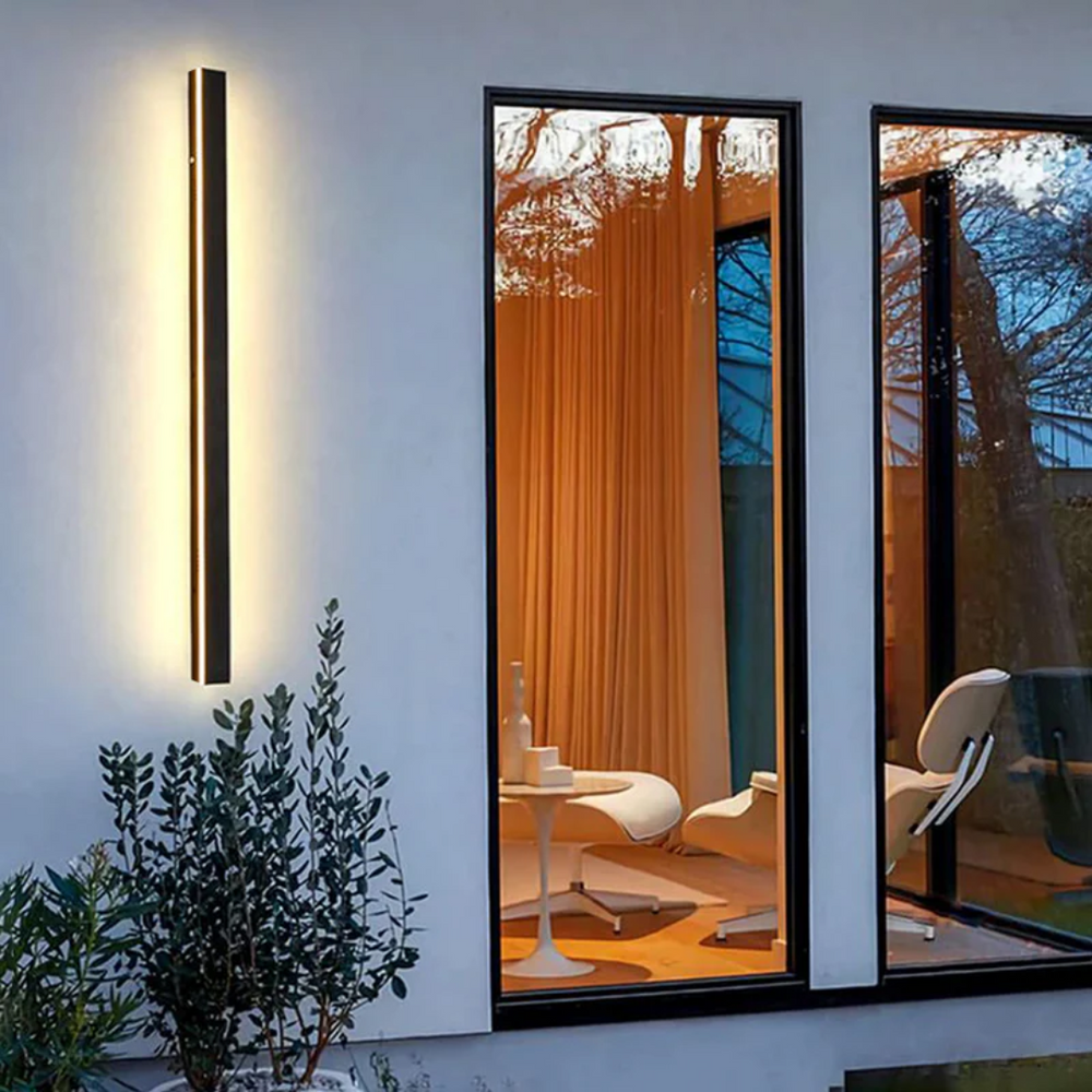 LineaGlow Modern LED Wall Lamp - Sleek Design for Contemporary Spaces