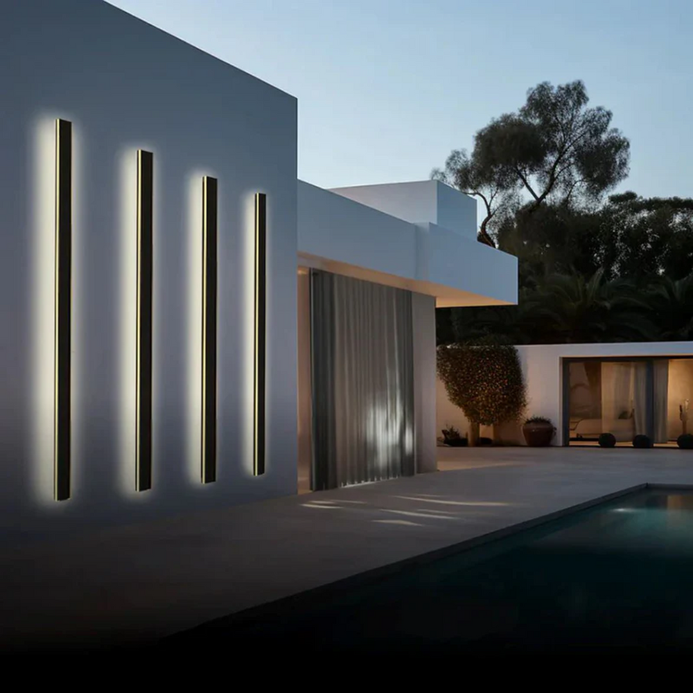 LineaGlow Modern LED Wall Lamp - Sleek Design for Contemporary Spaces