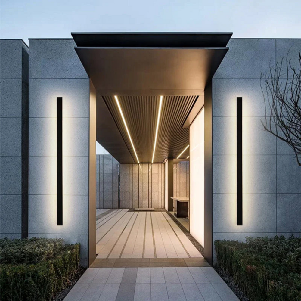LineaGlow Modern LED Wall Lamp - Sleek Design for Contemporary Spaces