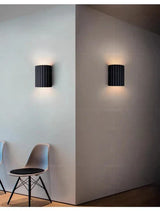 ArtisticWave Modern Resin Wall Lamp - Contemporary Design for Home Decor