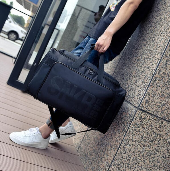 Water-Resistant Multi-Compartment Travel Bag for Sneakers & Gear - Perfect for Sports & Gym