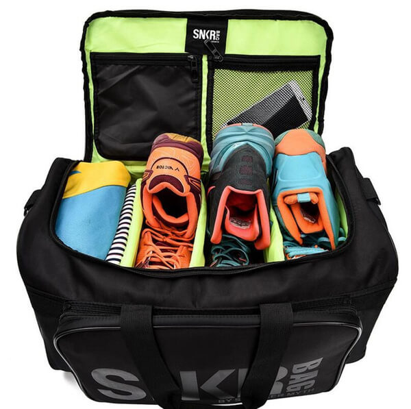 Water-Resistant Multi-Compartment Travel Bag for Sneakers & Gear - Perfect for Sports & Gym
