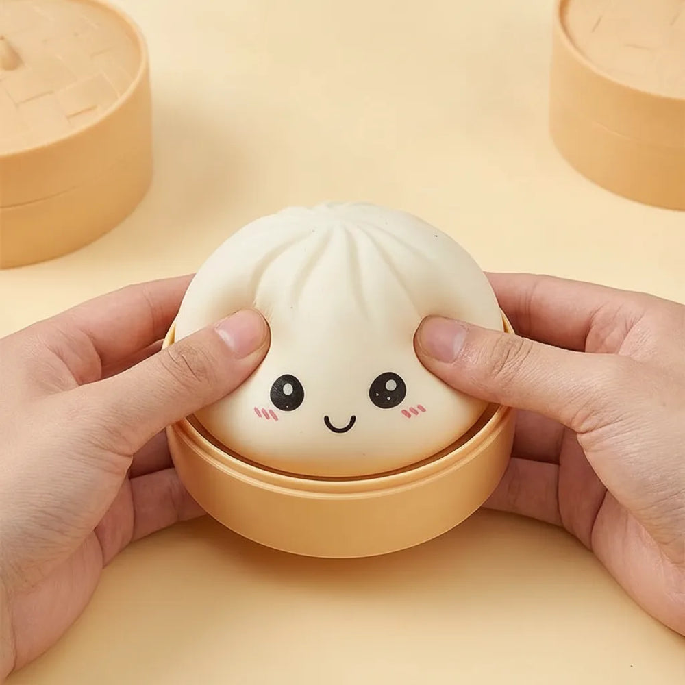 Baozi Dumpling Squeeze Toy – Soft Squishy, Steamer Basket Case & 10 Colors