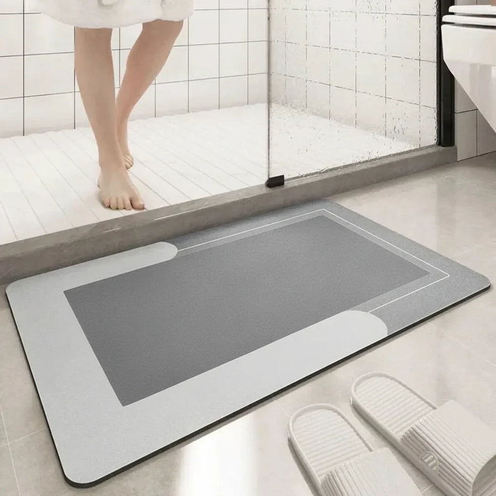 Quick-Dry Bathroom Mat – Non-Slip Rubber Base, Fast-Absorbent & Anti-Bacterial
