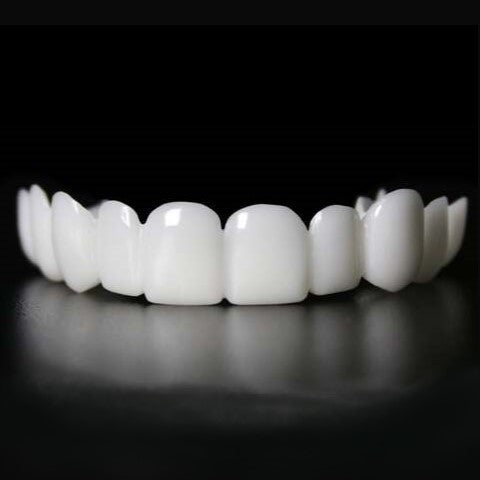 NovaBright Instant Smile Cosmetic Teeth Covers - Effortless Smile Transformation & Confidence Boost