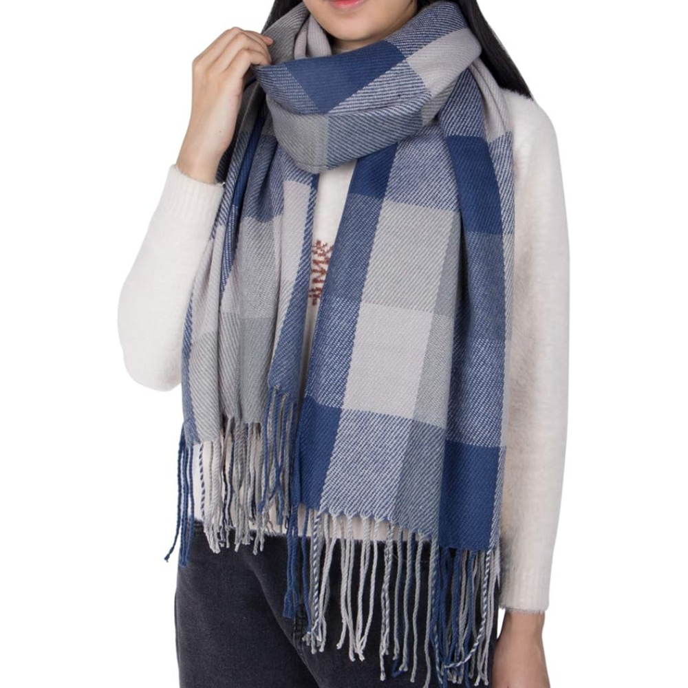 CozyPlaid Oversized Winter Scarf - Extra Warmth & Style for Cold Weather