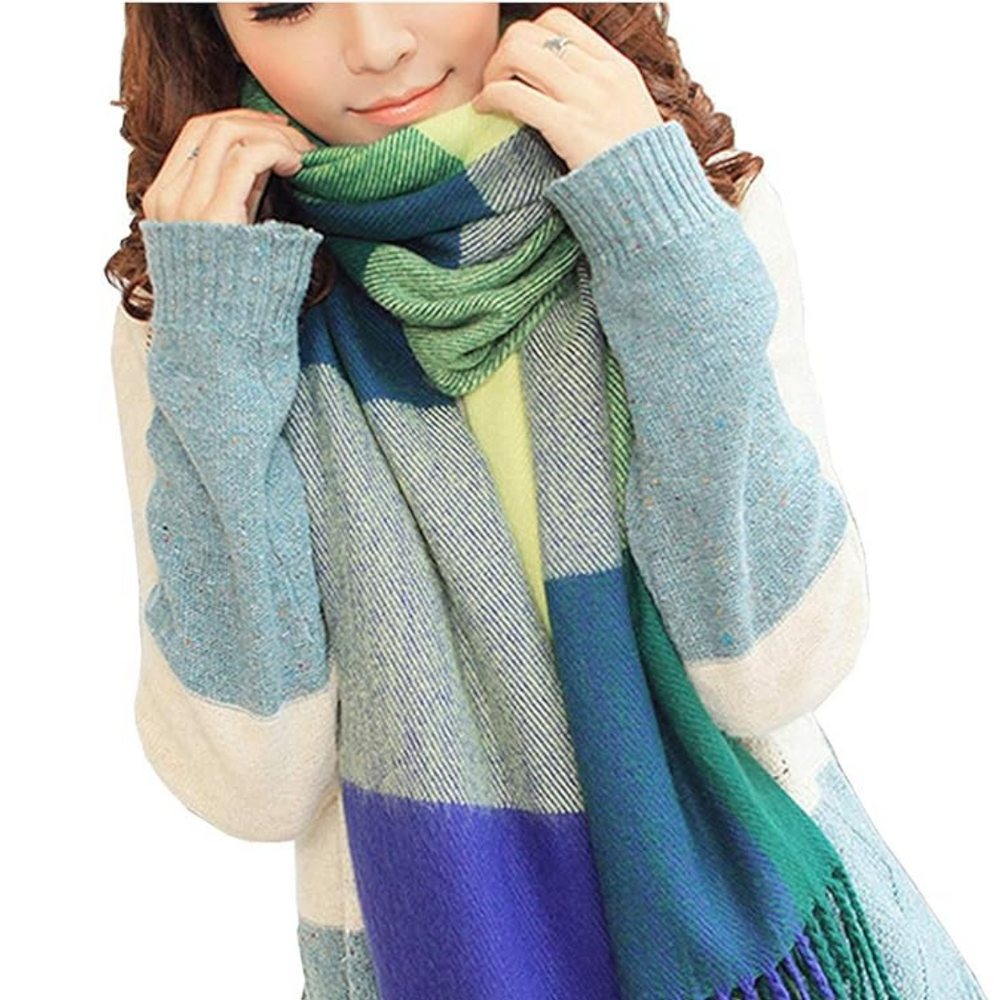 CozyPlaid Oversized Winter Scarf - Extra Warmth & Style for Cold Weather