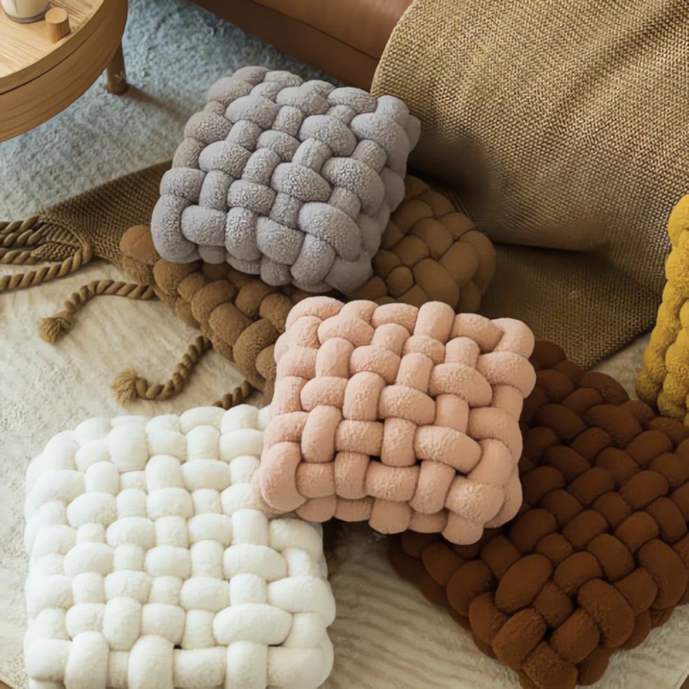 Luxurious Plush Woven Knot Boucle Cushion - Soft Decorative Throw Pillow for Home Decor