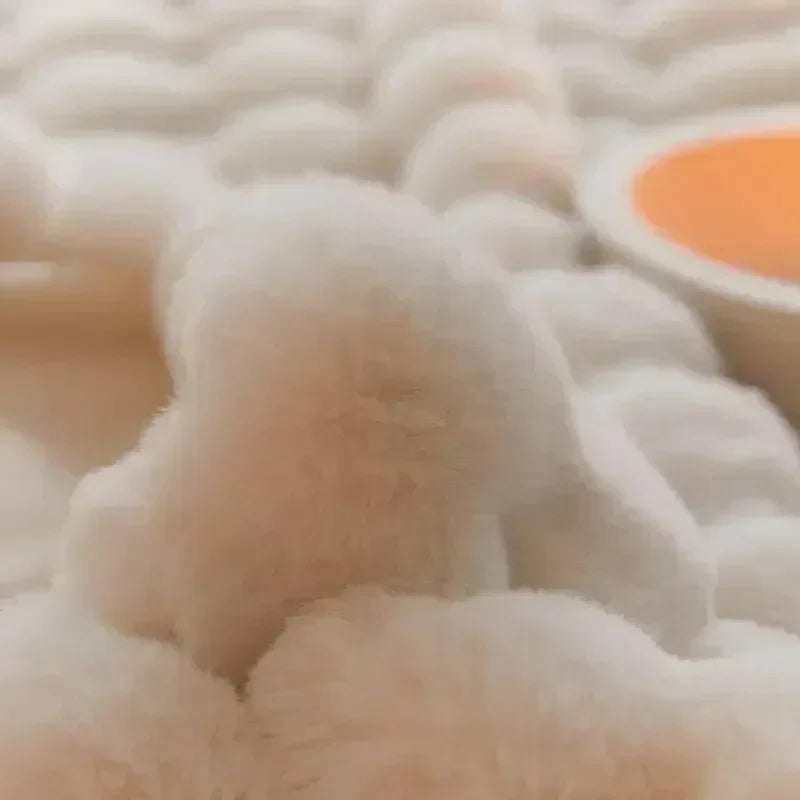 VeluLuxe Portable Faux Fur Fluffy Blanket - Ultra Soft, Cozy, and Lightweight for Travel & Home Use