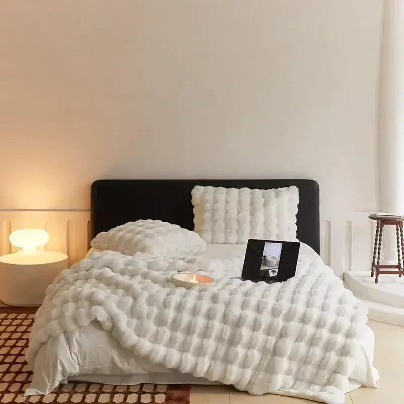 VeluLuxe Portable Faux Fur Fluffy Blanket - Ultra Soft, Cozy, and Lightweight for Travel & Home Use