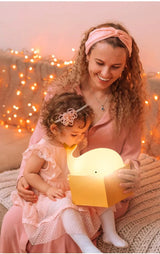 Enhanced Product Title: "Wal Nachtlicht mit Farbwechsel-LED – Touchsteuerung & USB Aufladung – Ideal für Kinderzimmer & Nachtlicht" 

This title includes keywords that can improve search visibility while clearly describing the product's features and inten