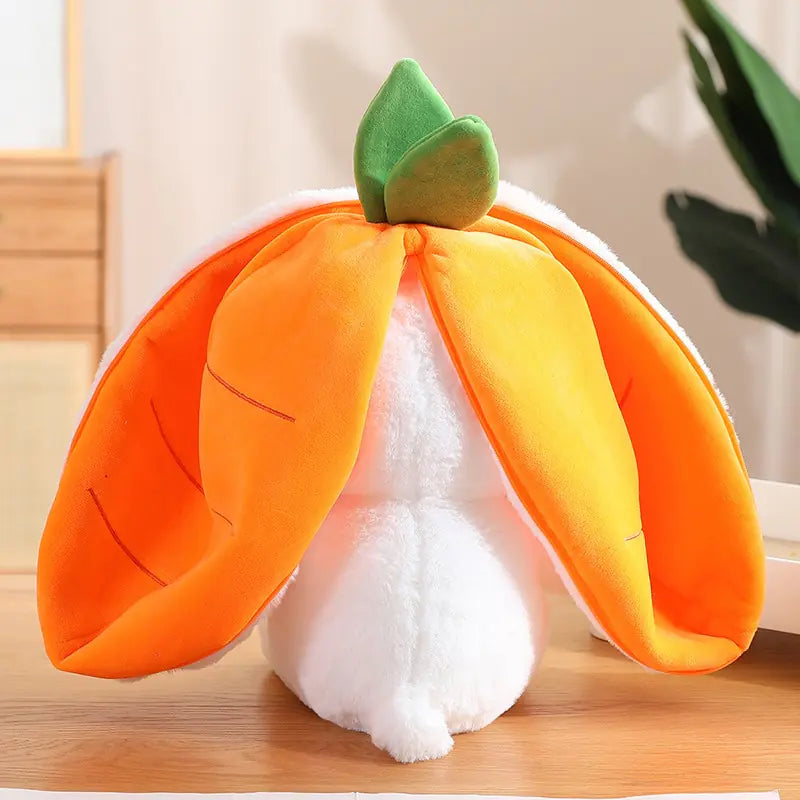 Enhanced Product Title: "Kuschelhase mit Geheimfach – Wählen Sie zwischen Karotten- oder Erdbeerdesign – Perfektes Kuscheltier für Kinder" 

This title includes relevant keywords, highlights the unique features, and emphasizes the target audience, making