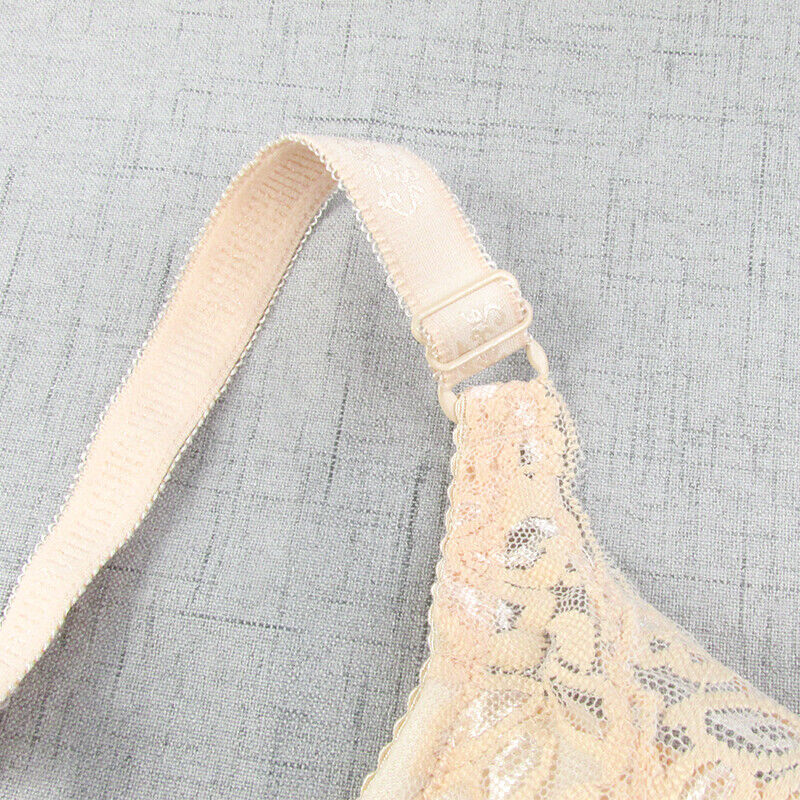 Plus-Size Wire-Free Lace Bra - Comfortable & Stylish Lingerie for Curvy Women