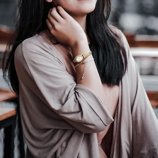 Elegant Small Ladies' Watch - Romy | Stylish & Timeless Design
