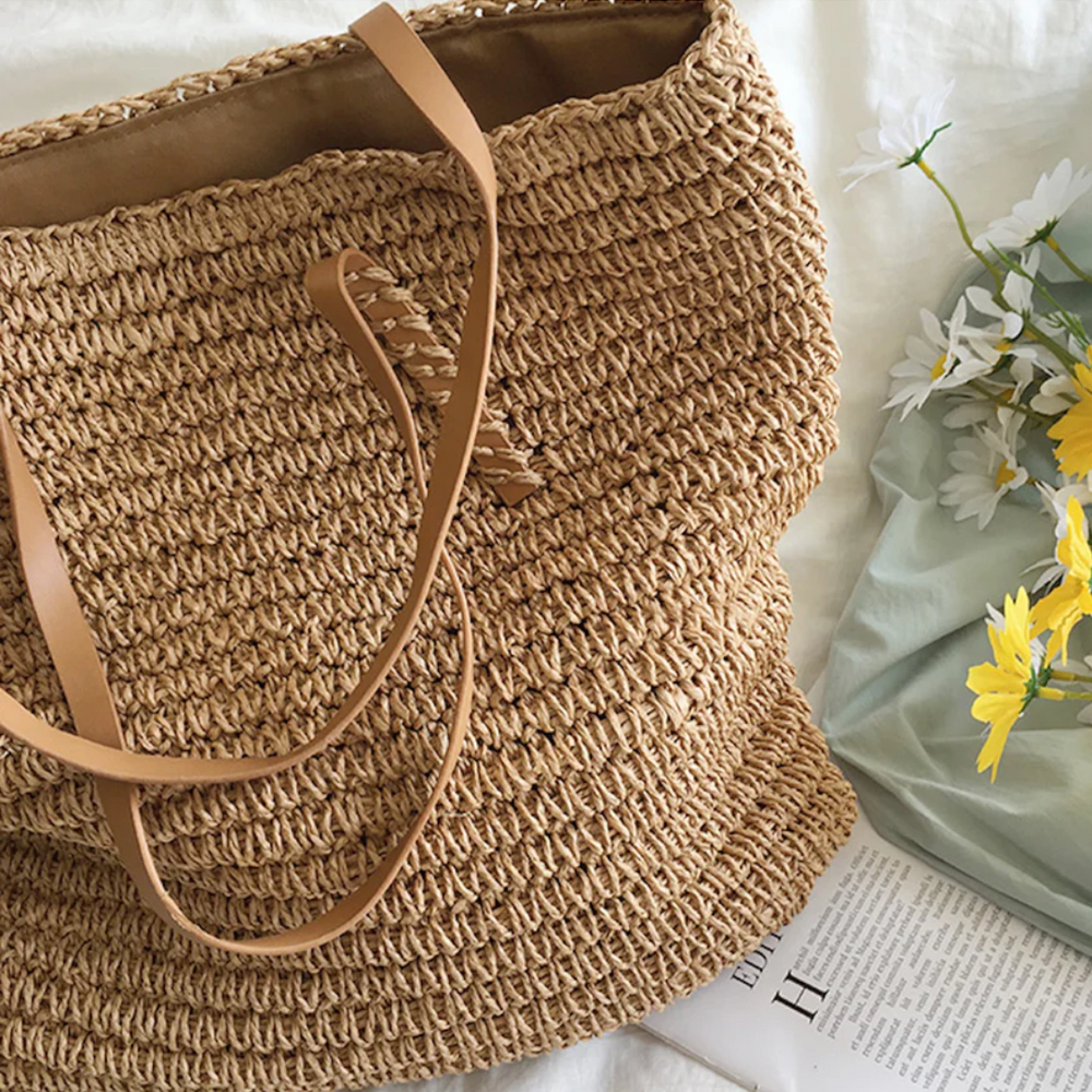 TerraWoven Spacious Handbag with Durable Shoulder Strap - Stylish & Versatile Tote for Everyday Use