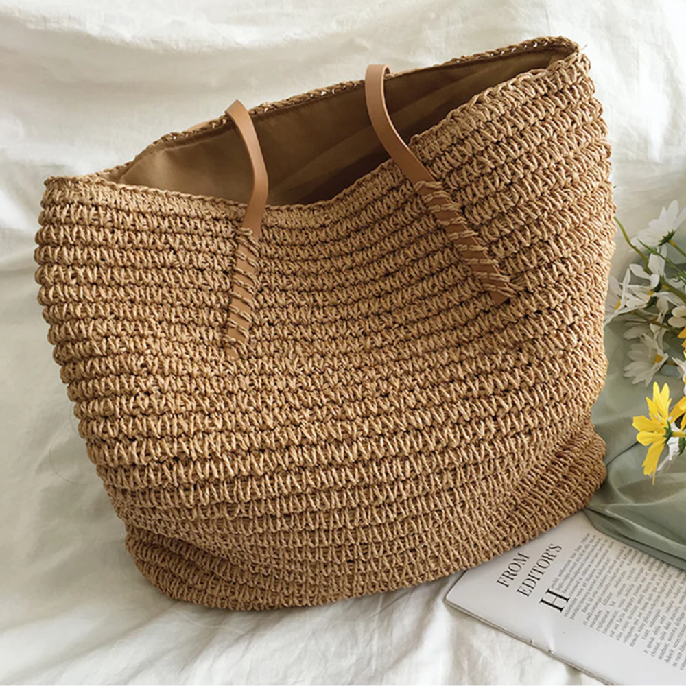 TerraWoven Spacious Handbag with Durable Shoulder Strap - Stylish & Versatile Tote for Everyday Use