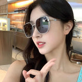 Oversized Polarized Sunglasses – UV Protection, 61mm Lens & Metal Frame