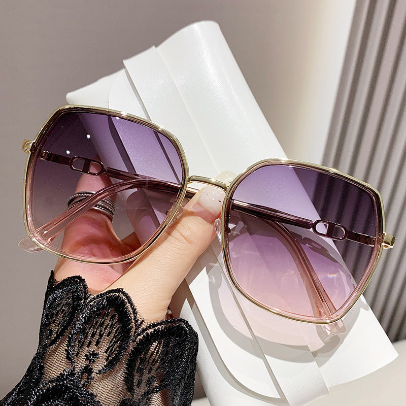 Oversized Polarized Sunglasses – UV Protection, 61mm Lens & Metal Frame