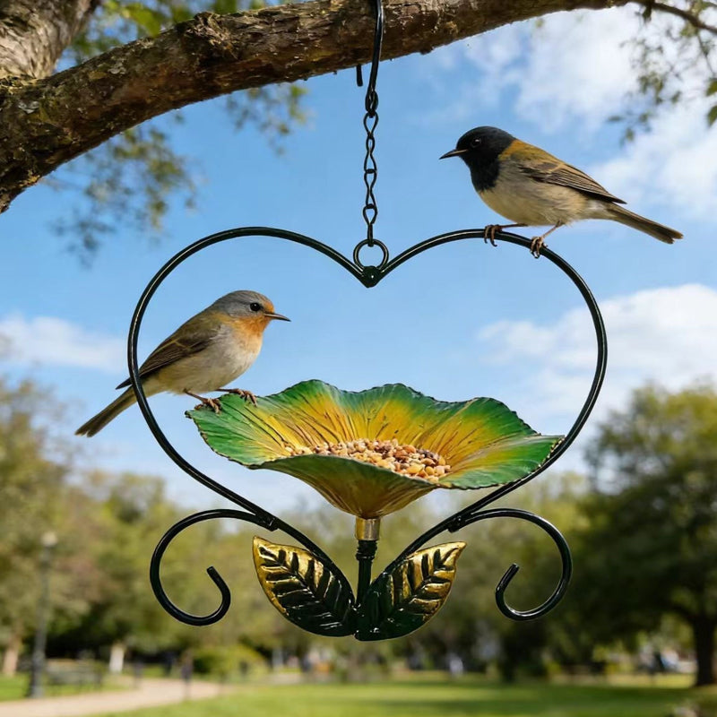 Heart-Shaped Bird Feeder – Iron Flower Bowl, Rust-Resistant & Hanging Chain