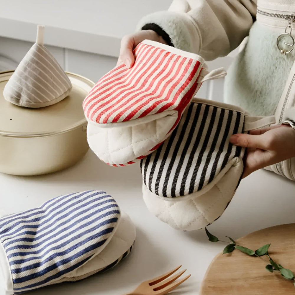 Premium Striped Oven Mitts - Heat-Resistant Kitchen Gloves for Safe Cooking & Baking