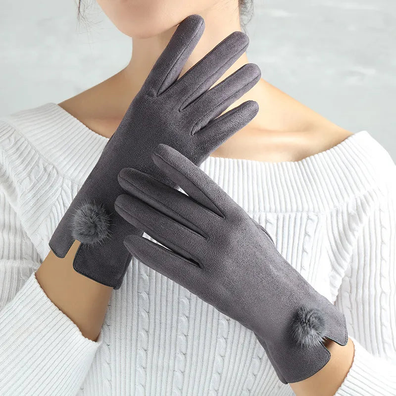 Amelia Women's Stylish Autumn & Winter Gloves - Cozy, Fashionable Handwear for Cold Weather