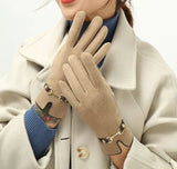Amelia Women's Stylish Autumn & Winter Gloves - Cozy, Fashionable Handwear for Cold Weather