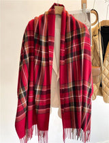 Chic Liora Women's Checked Scarf - Fashionable & Versatile Accessory