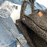 WildElegance Leopard Print Handbag - Chic & Stylish Tote for Fashion-Forward Women