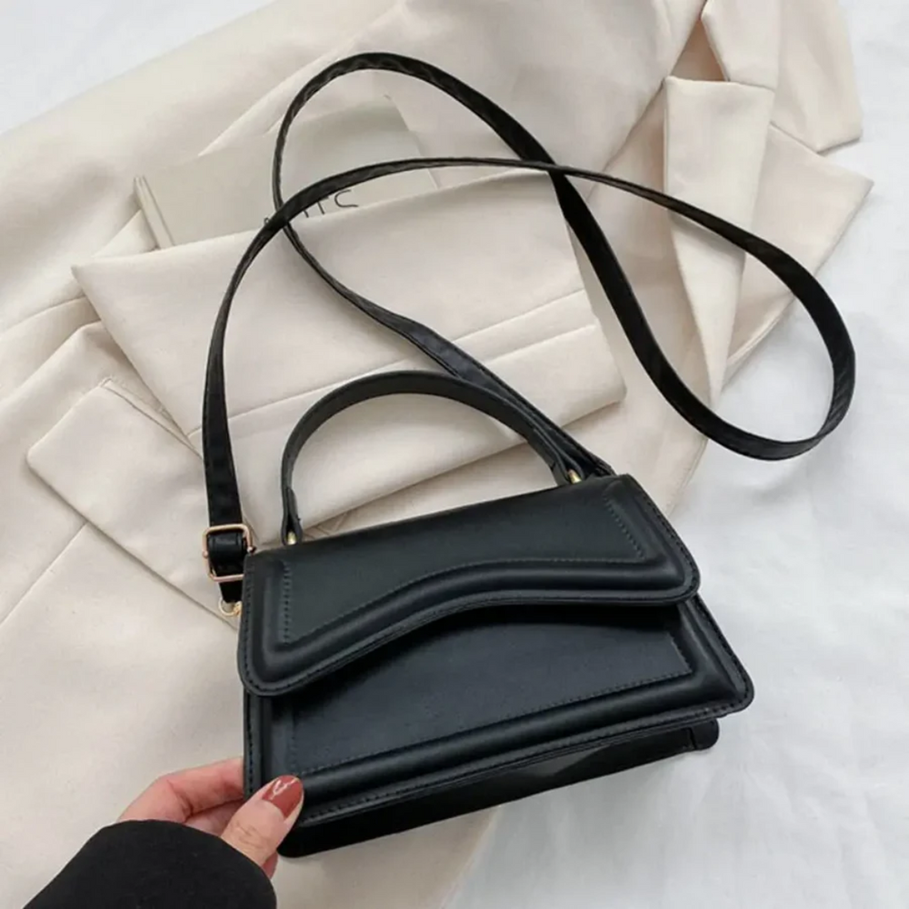 Luxurious Leather Shoulder Bags for Women - Stylish & Chic by LuxeClass