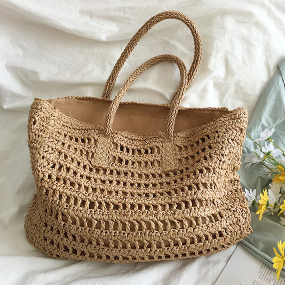 Chic Woven Handbag for Women - BreezeTote | Stylish & Versatile Tote Bag for Everyday Use