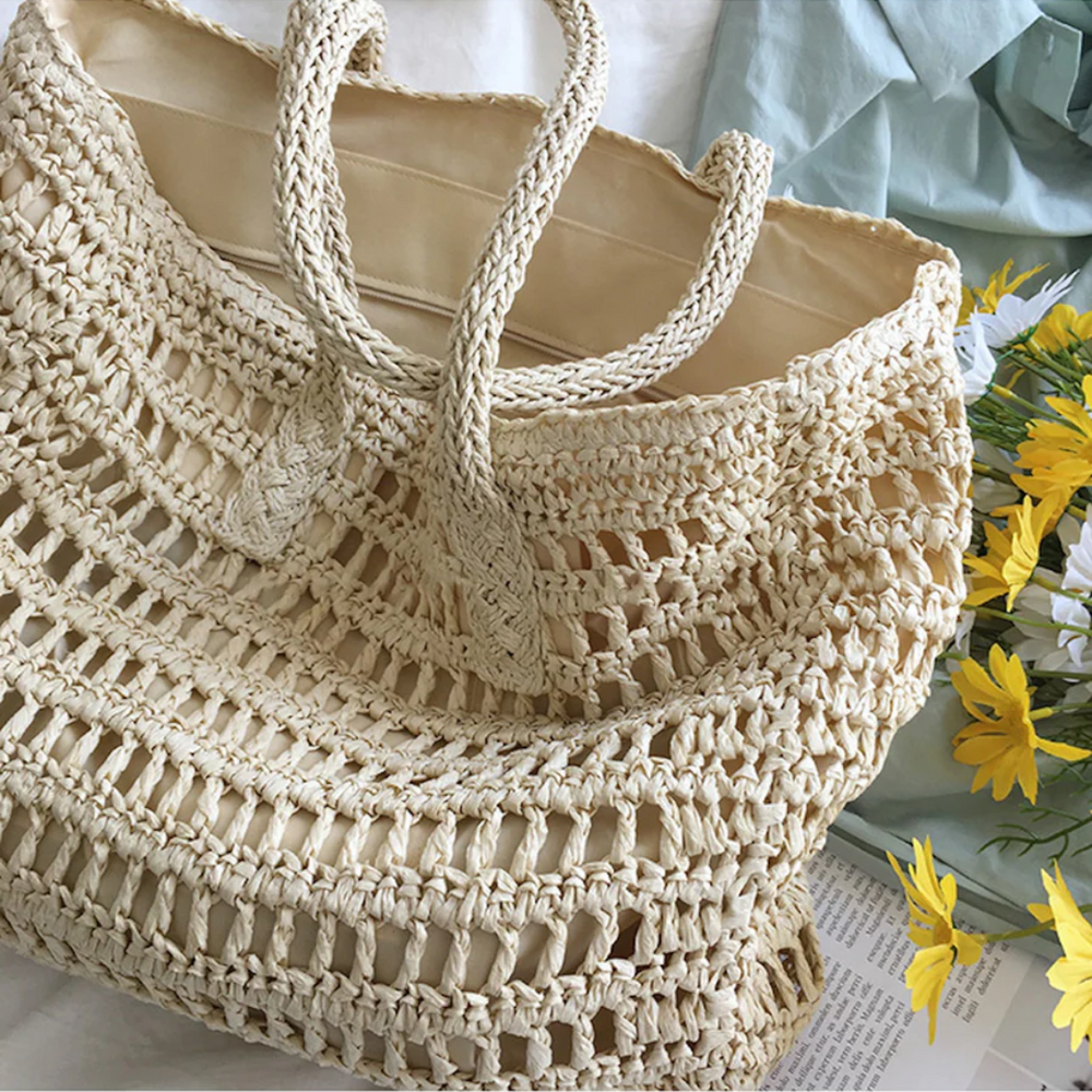 Chic Woven Handbag for Women - BreezeTote | Stylish & Versatile Tote Bag for Everyday Use
